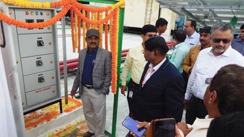 Mr B K Panda, Development Commissioner, Falta SEZ (Kolkata) inaugurating the rooftop solar plant at Candor’s Kolkata campus